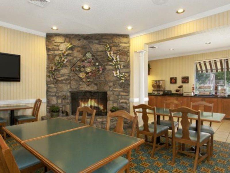 Comfort Inn River Ridge Asheville Exteriér fotografie